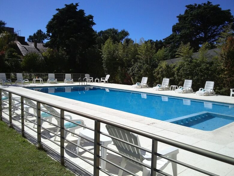 Aparthotel Alamos Del Mar