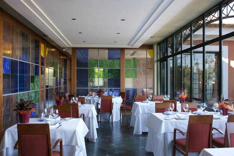 Hotel Les Rotes