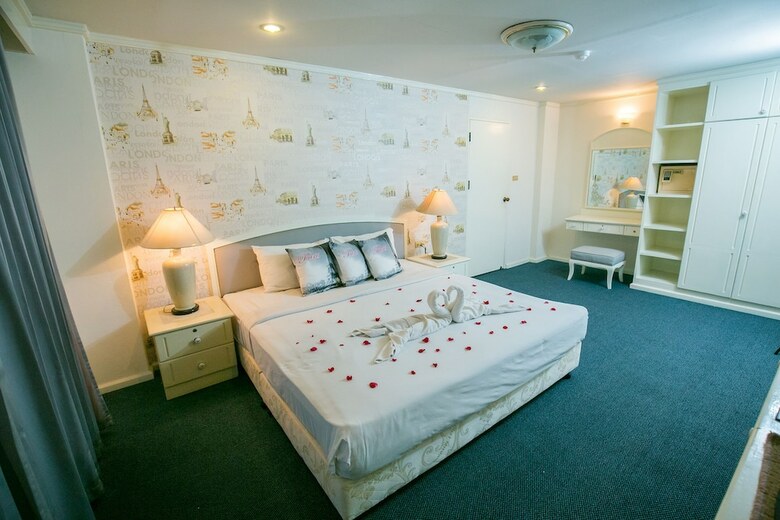 Hotel Le Paradis Bangkok
