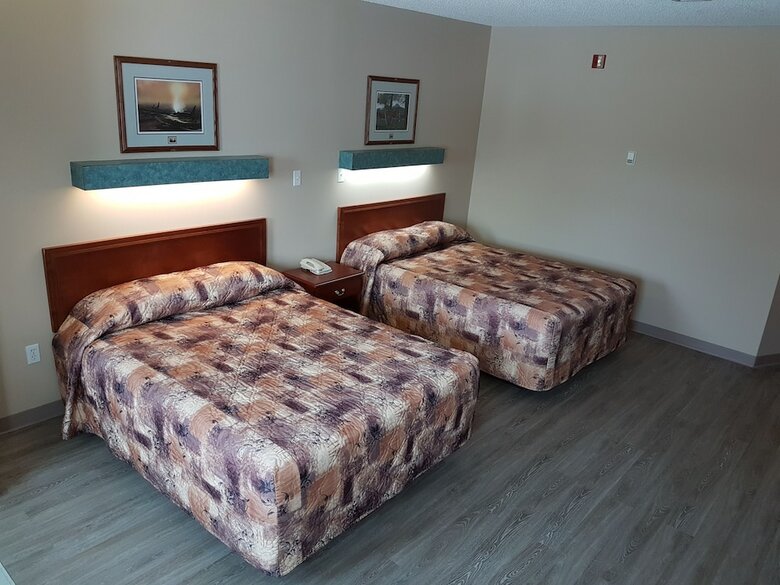 Garden Court Motel