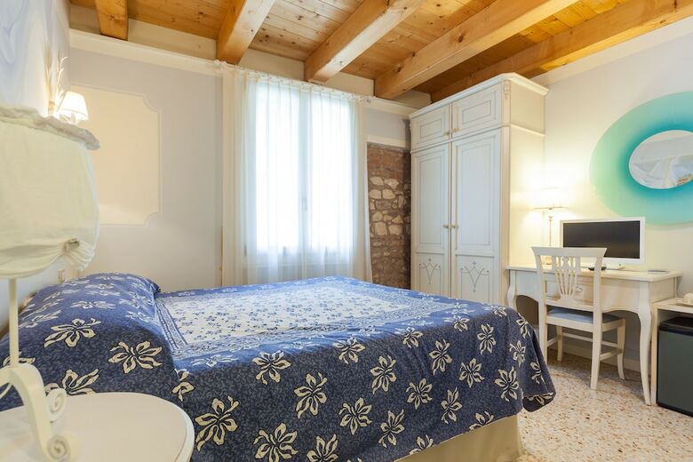 Talamo B&B From 1570