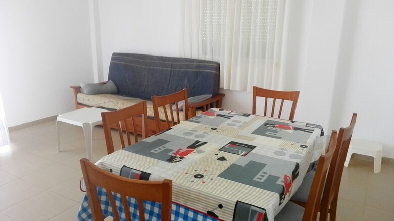 Apartamentos Punta Canaret 3000