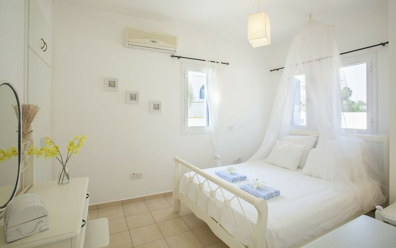 Protaras Seafront Villa Mimosa