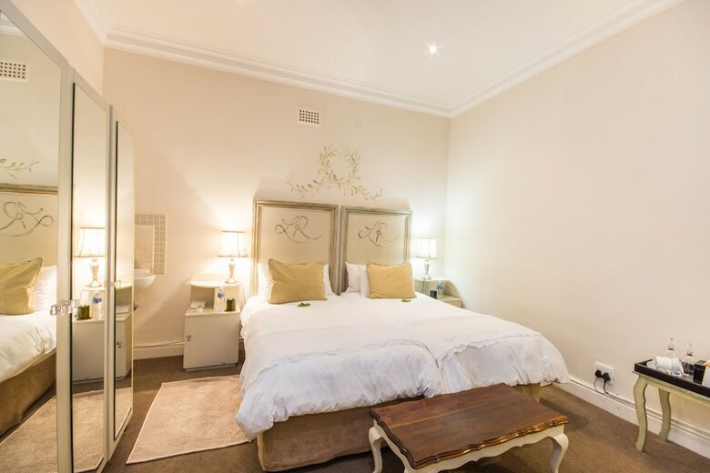 Bed & Breakfast Albarosa Guesthouse