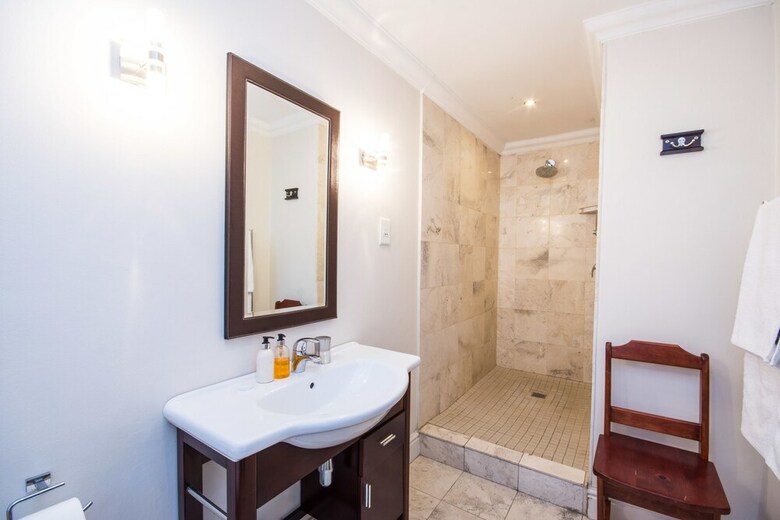 Bed & Breakfast Albarosa Guesthouse