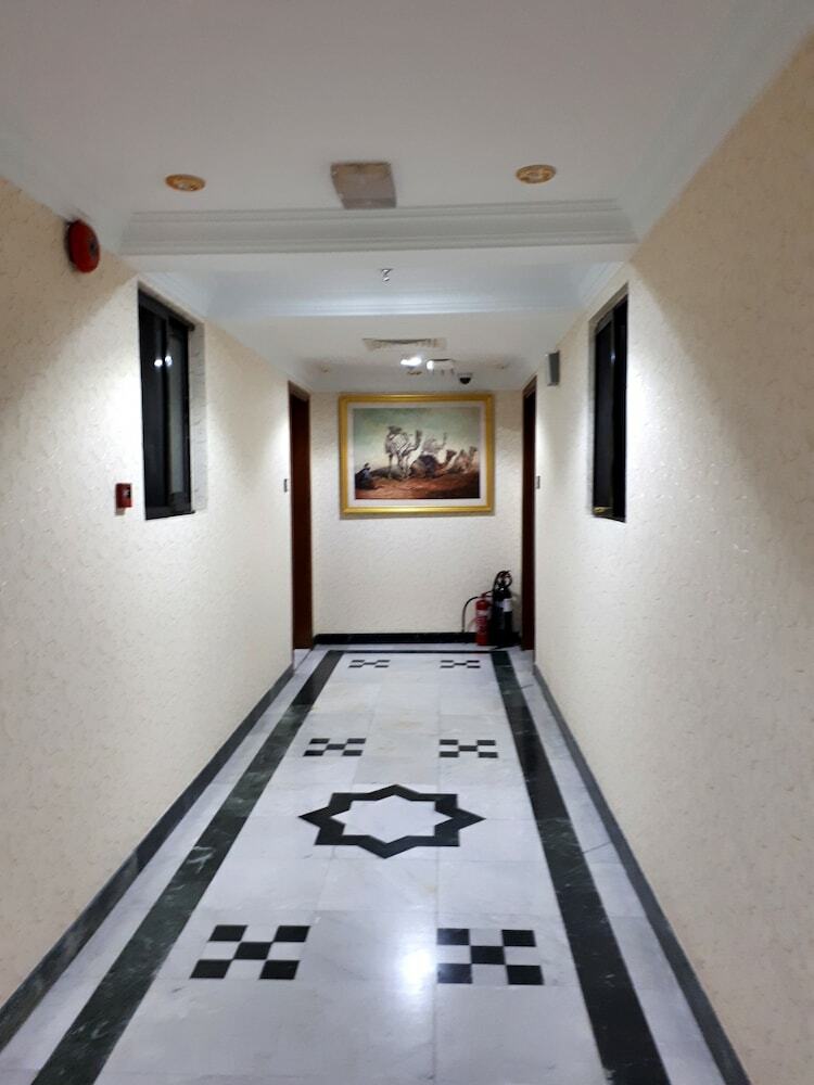 Royal Garden Hotel