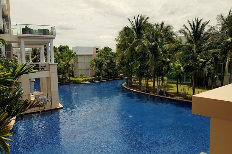 Hua Hin Blue Lagoon Condotel