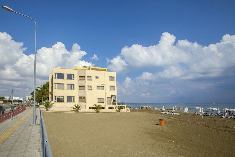 Apartamentos Mackenzie Beachfront Eftyhia Suite