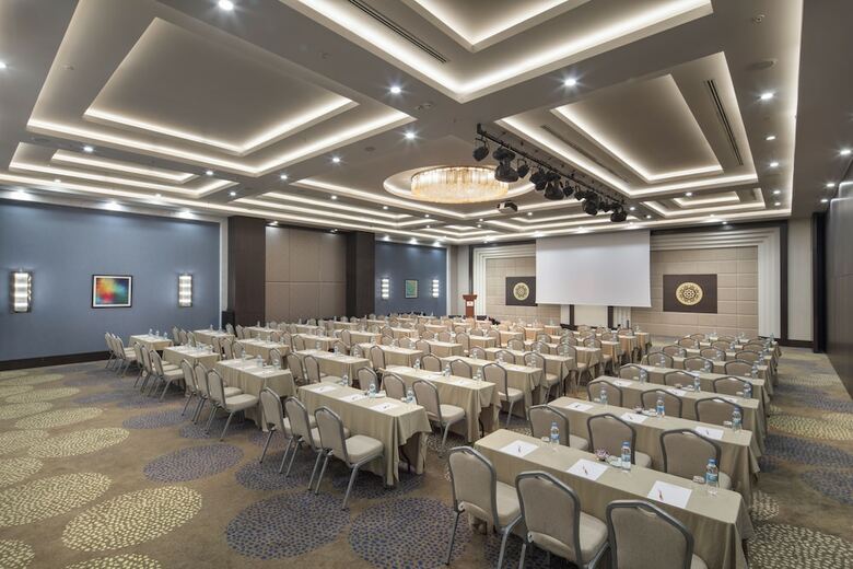 Hotel Ramada Plaza By Wyndham Konya