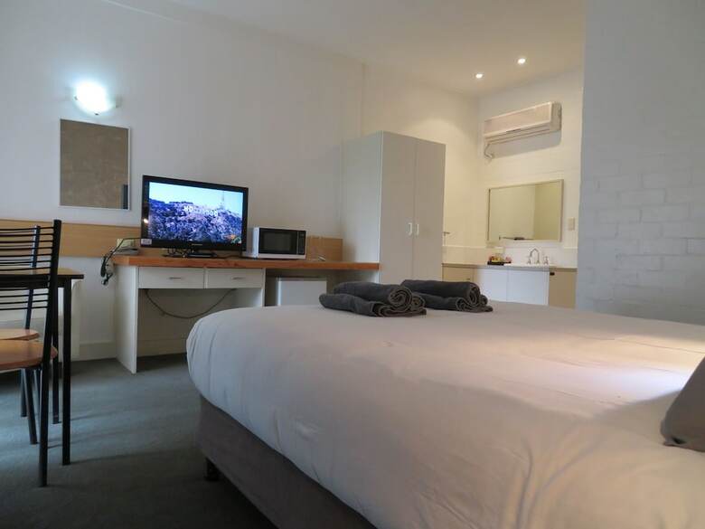 Motel Bishops Lodge Narrandera