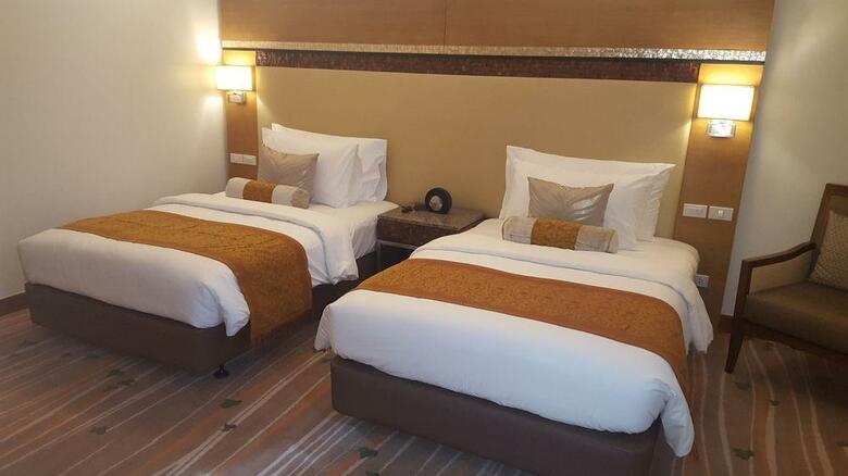 Best Western Plus The Ivywall Hotel