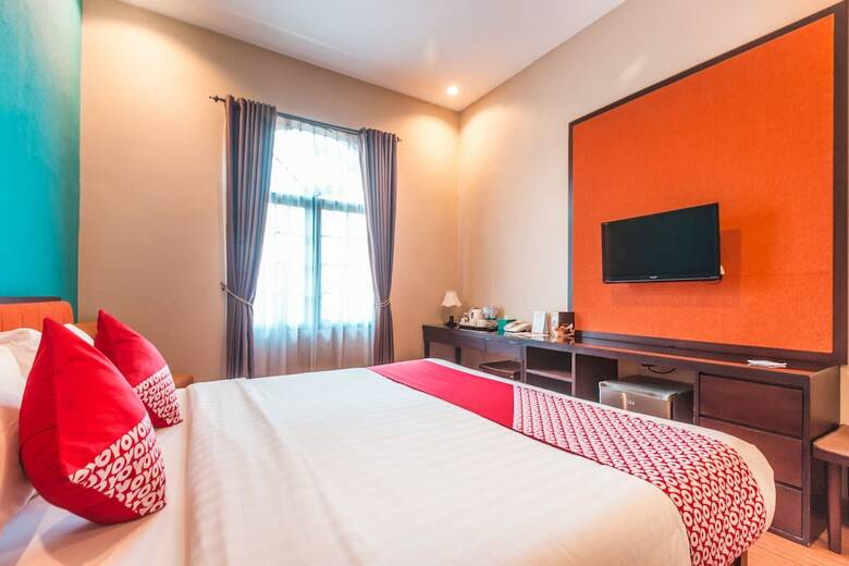 Capital O 1662 Ole Suites Hotel