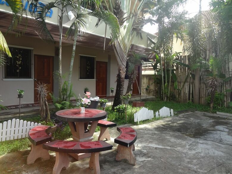Hotel Baan Somtawin