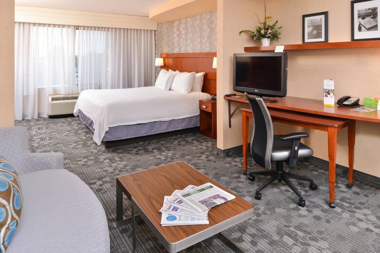 Hotel Courtyard By Marriott Boise West Meridian
