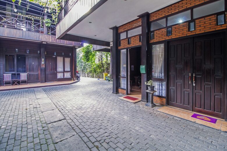 Hotel Reddoorz @ Cilandak Timur