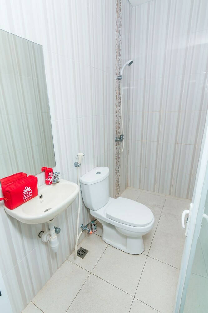 Hotel Zen Rooms Basic Denpasar Gelogor Carik