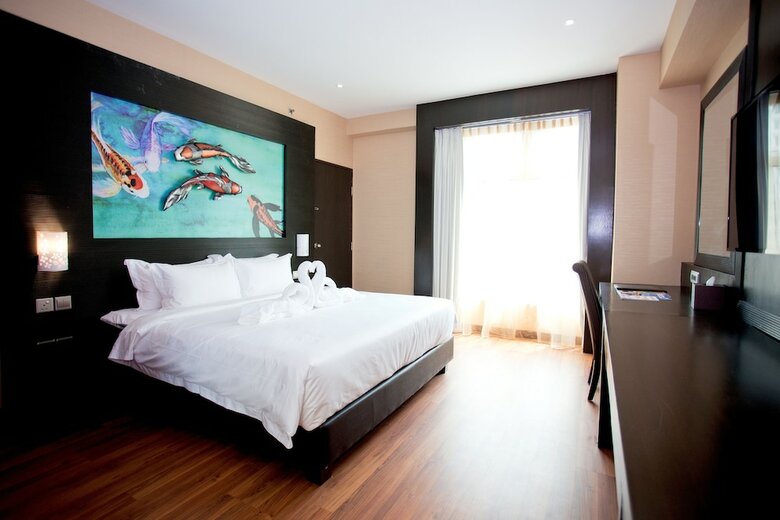 Vouk Hotel Suites