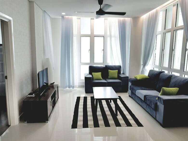 Apartamentos Holi 1medini Suites