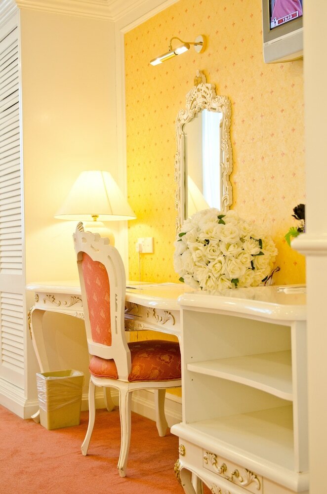 Park Avenue Hotel