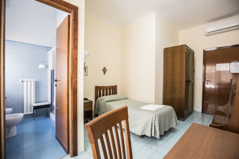Hotel Istituto Piccole Ancelle Di Cristo Re