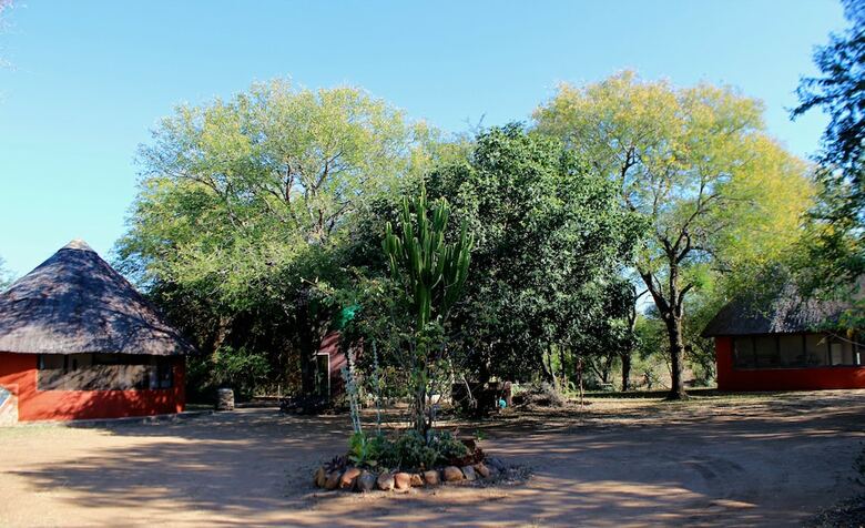 Amanzimloti Riverside Bush Camp