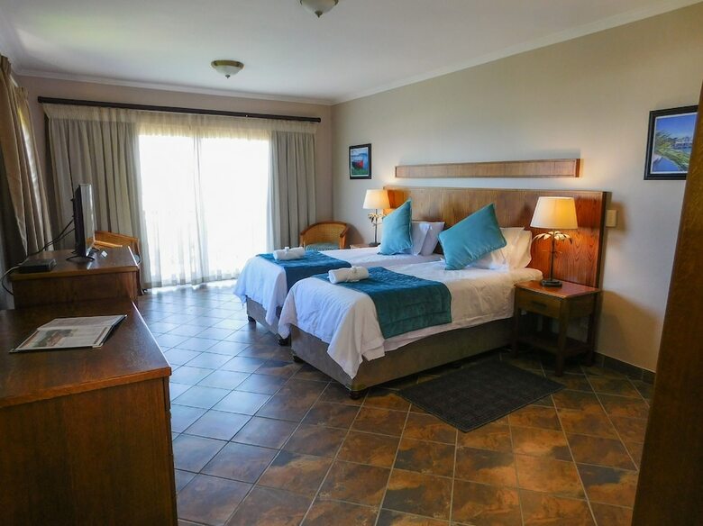 Bed & Breakfast Sugar Beach Resort