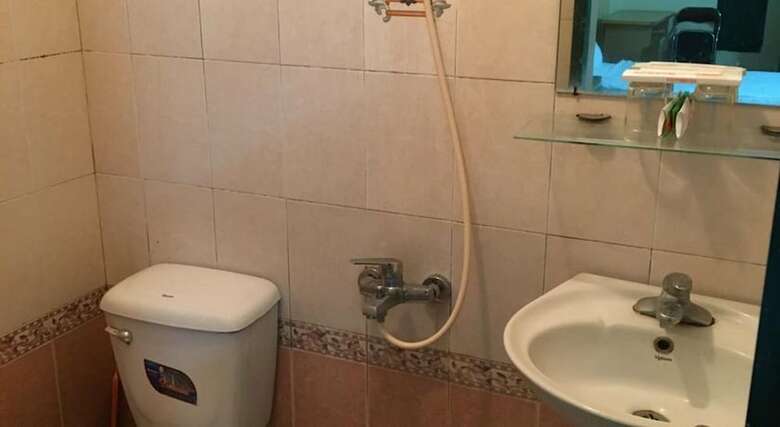Quan Hoa Hotel