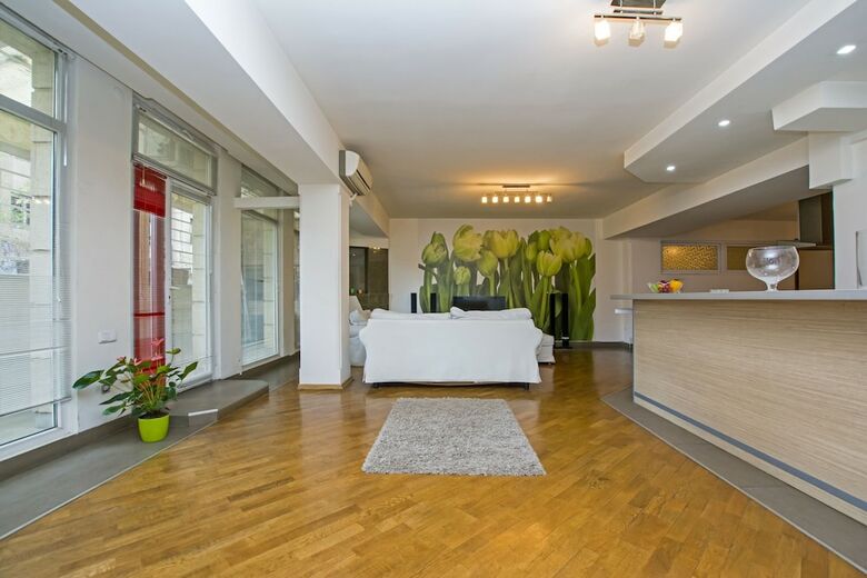 Flatsinyerevan - Apartments By Republic Square