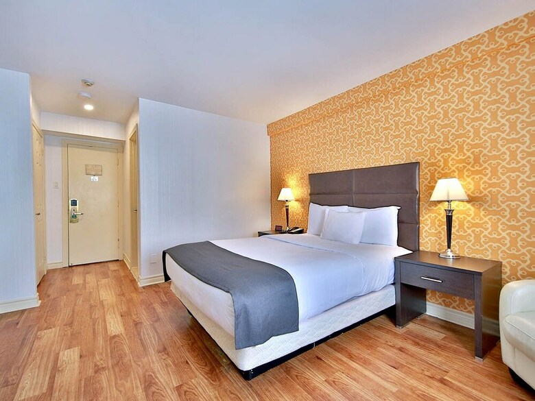 Hotel H�tel Newstar Montr�al