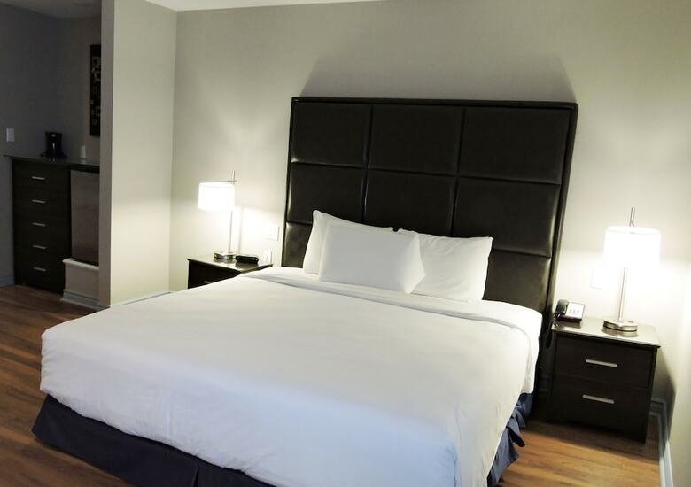 Hotel H�tel Newstar Montr�al