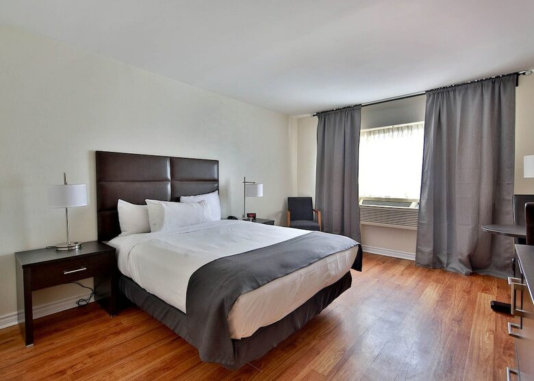 Hotel H�tel Newstar Montr�al