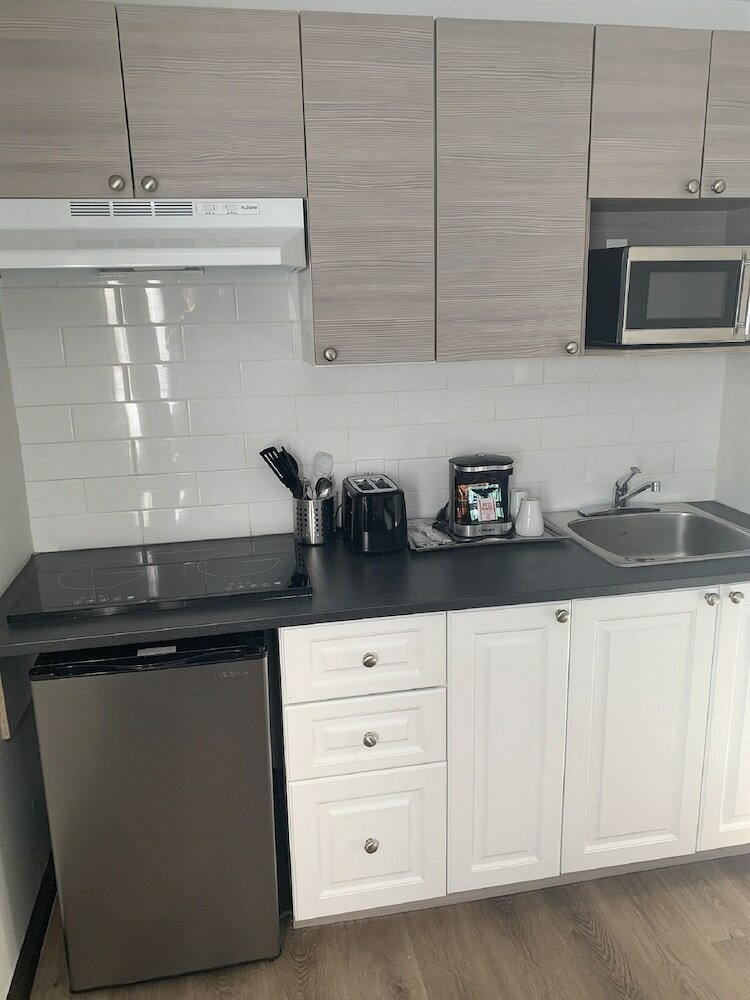 Hotel H�tel Newstar Montr�al