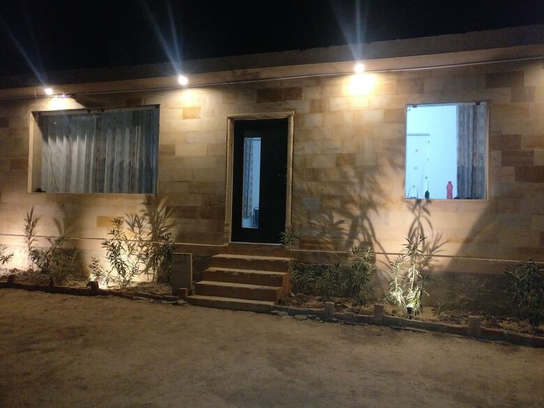 Savi Camps