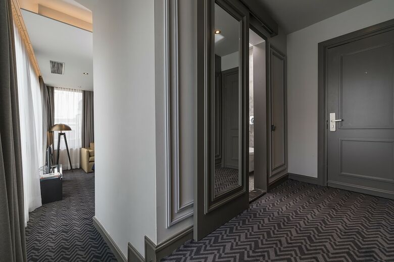 Nabu Hotel
