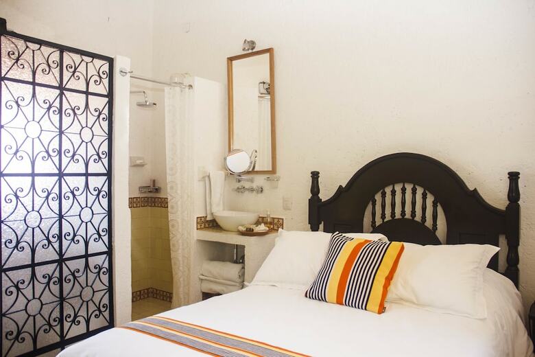 Casa De Zari B&B