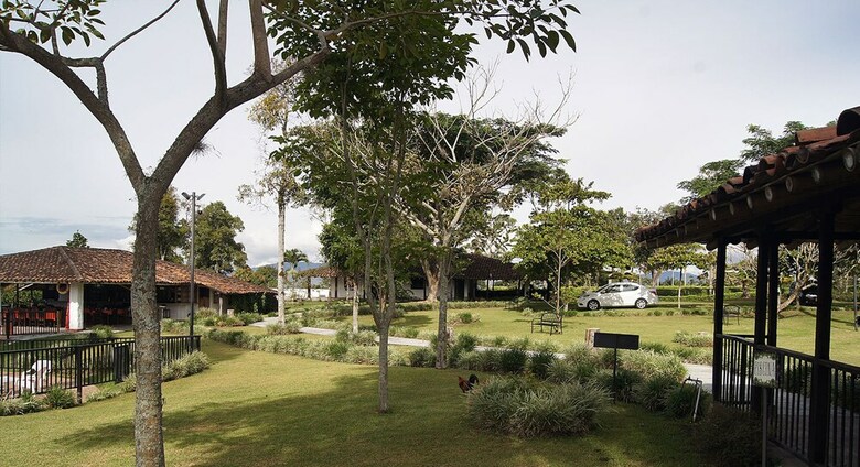 Hotel Campestre Los Nogales