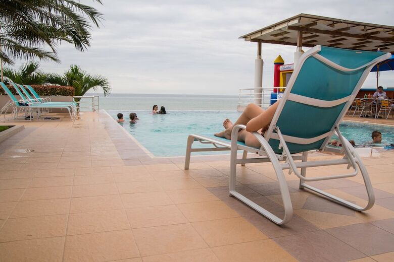 Mantahost Hotel