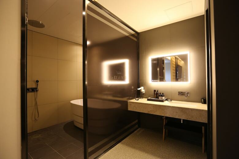 Le Idea Hotel