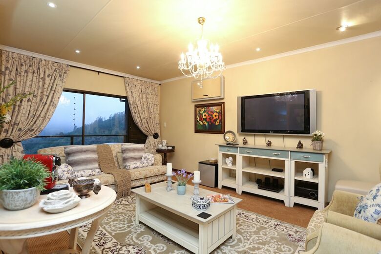 Hotel Shangri-la Manor - Adults Only