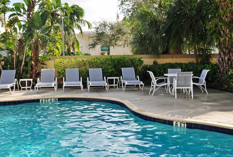 Hotel Holiday Inn Express Boca Raton-west