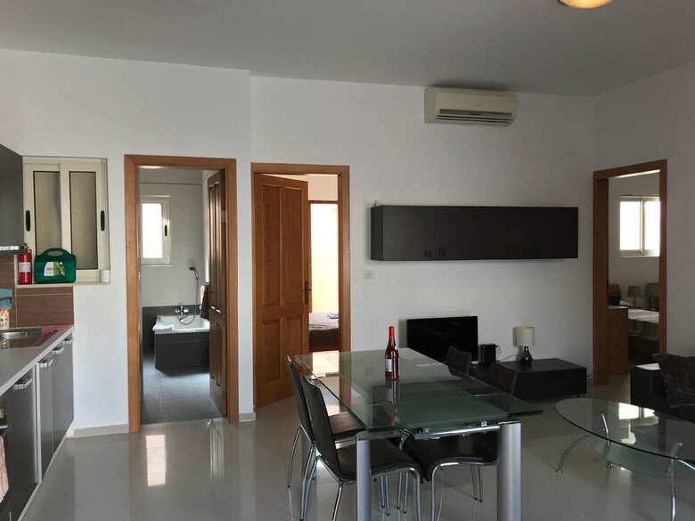 Hotel Marble Arch Home
