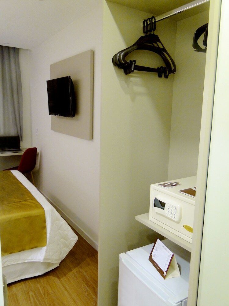 Bristol Easy Hotel - Cachoeiro