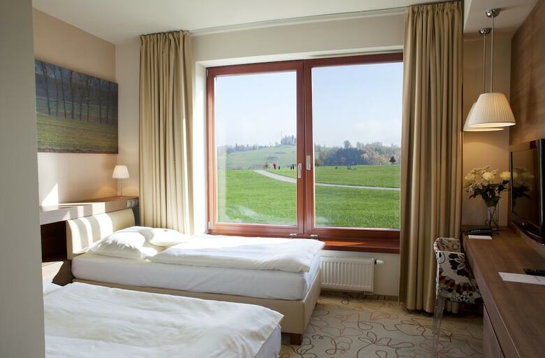 Hotel Grund Resort Golf & Ski