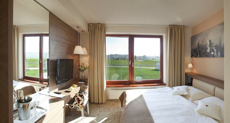Hotel Grund Resort Golf & Ski