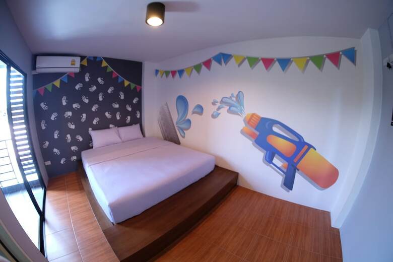 Hostal Hide Bangkok Hostel