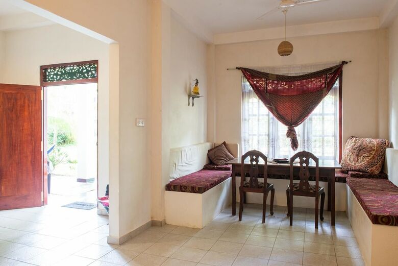 Hotel Jungleside House