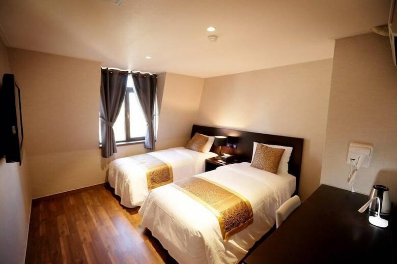 Hotel Milgam