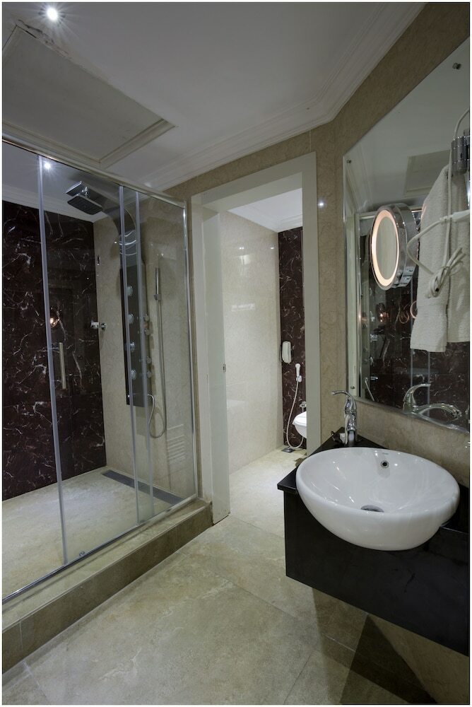 Hotel The Pgs Vedanta Cochin