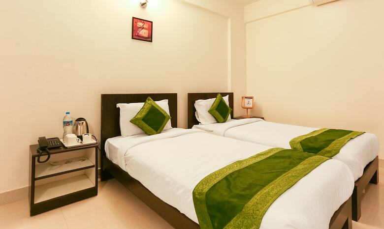 Treebo Trip Hotel Worldtree