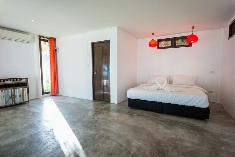 Hotel Mumsa Beach Resort & Restaurant